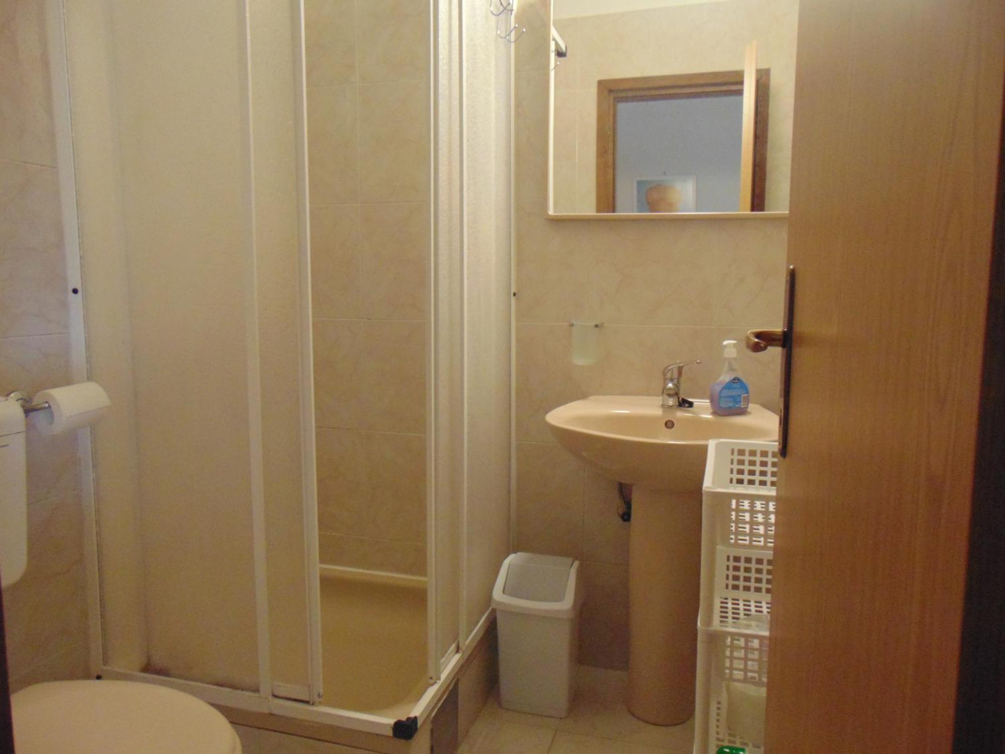 Elelo Apartment *